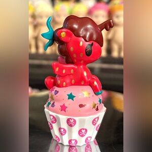 Tokidoki Strawberry Cupcorno Unicorno Delicious Series Figure
